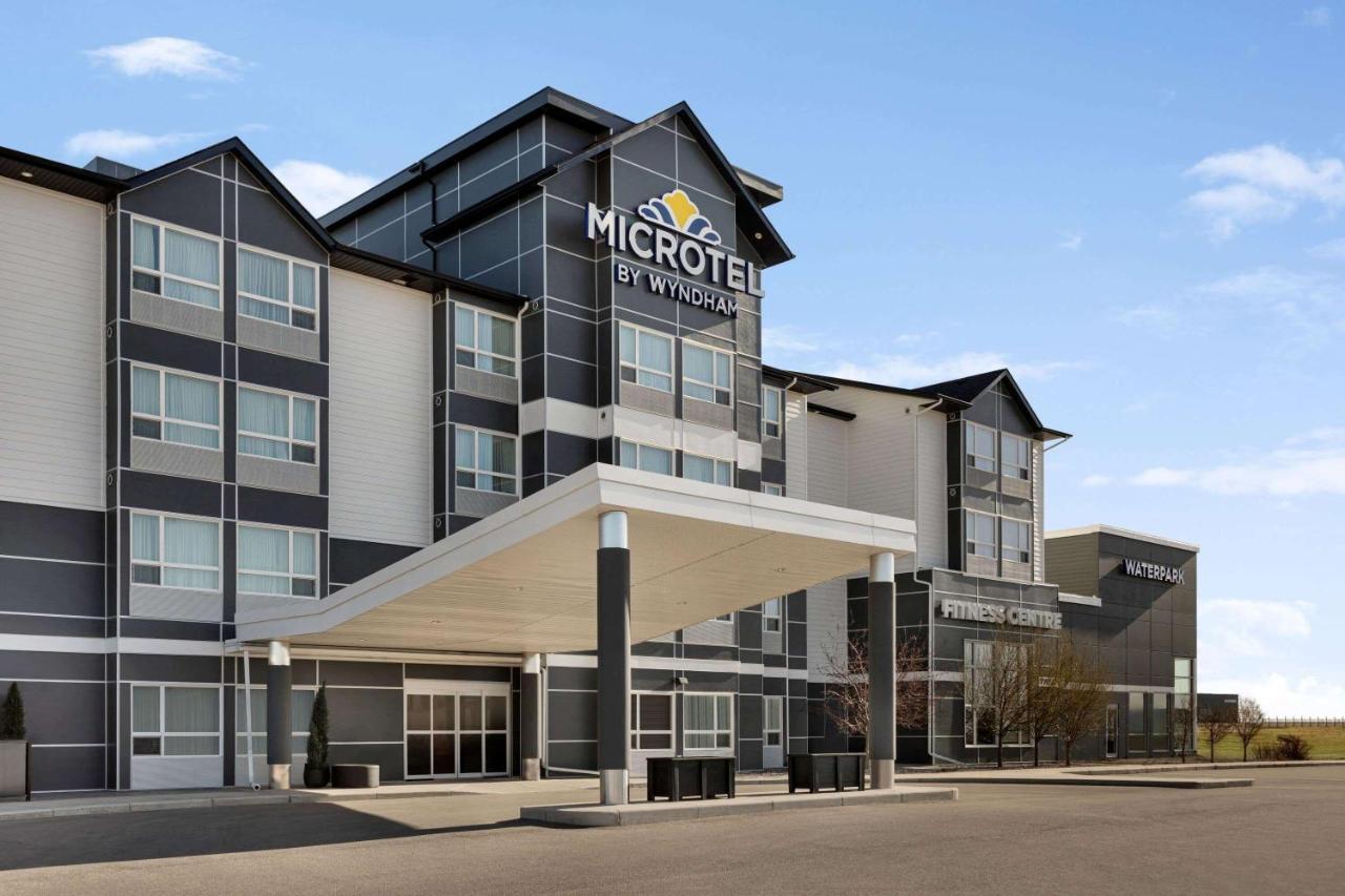 Microtel Inn And Suites By Wyndham Weyburn Ngoại thất bức ảnh