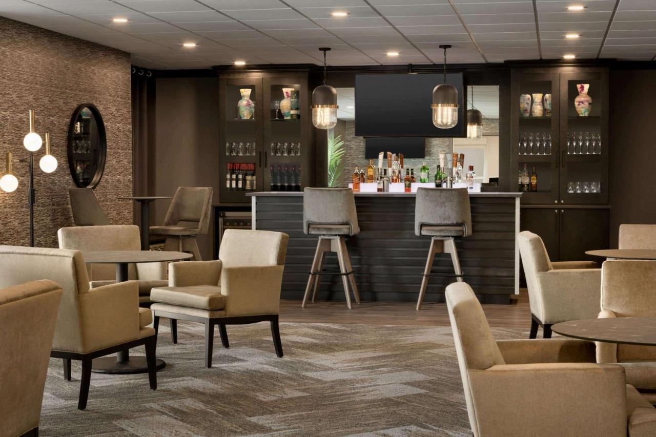 Microtel Inn And Suites By Wyndham Weyburn Ngoại thất bức ảnh