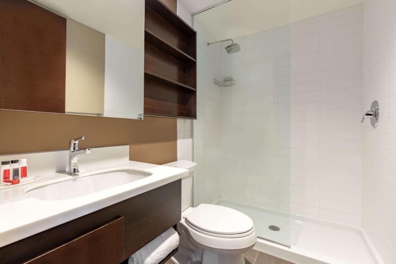 Microtel Inn And Suites By Wyndham Weyburn Ngoại thất bức ảnh